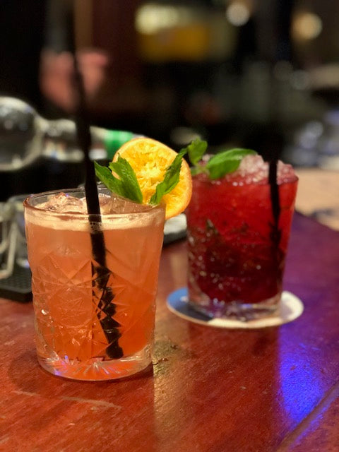 Frit valg på 40 cl drinks "2 for 1" på Valdes Pub - SPAR 65 kr.!